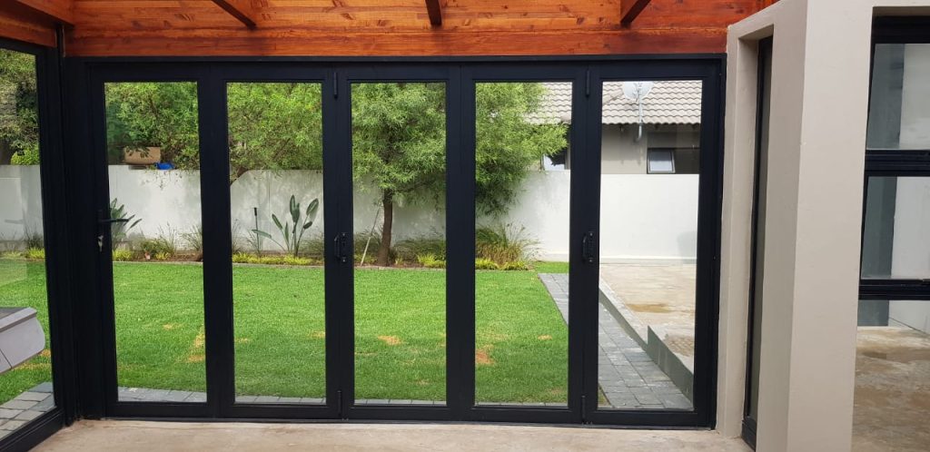 Aluminum Stacking Doors